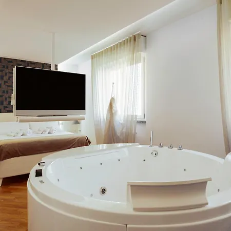 Bed&dreams Con Jacuzzi Apartament *